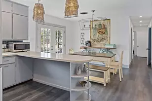 603 S Washington St, Fredericksburg, TX 78624 - Photo 9