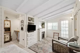 305 S Orange St, Fredericksburg, TX 78624 - Photo 27