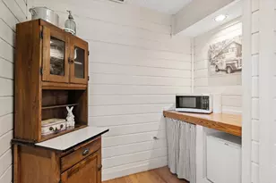 305 S Orange St, Fredericksburg, TX 78624 - Photo 41