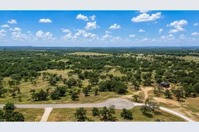 9 SE Silas Trail, Fredericksburg, TX 78624 - Photo 5