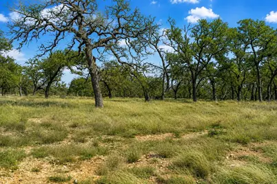 9 SE Silas Trail, Fredericksburg, TX 78624 - Photo 3
