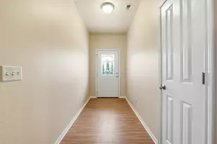 805 Scarlet Oak Ct, Fredericksburg, TX 78624 - Photo 11