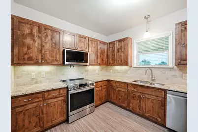 805 Scarlet Oak Court, Fredericksburg, TX 78624 - Photo 5