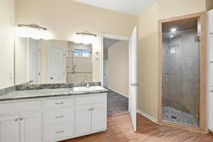 805 Scarlet Oak Ct, Fredericksburg, TX 78624 - Photo 13
