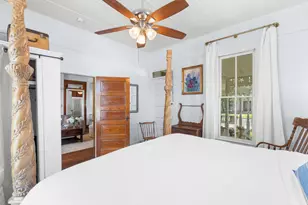 307 S Creek St, Fredericksburg, TX 78624 - Photo 15