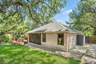 201 E Creekview Dr, Fredericksburg, TX 78624 - Photo 23