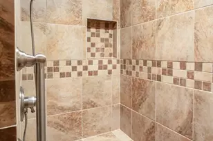 201 E Creekview Dr, Fredericksburg, TX 78624 - Photo 13