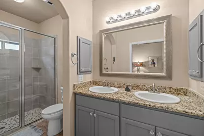 510 SE Mueller St, Fredericksburg, TX 78624 - Photo 13