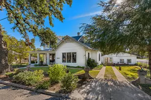615 W Creek St, Fredericksburg, TX 78624 - Photo 47