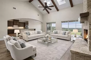 328 E Distant View Dr, Fredericksburg, TX 78624 - Photo 5