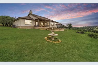 328 E Distant View Dr, Fredericksburg, TX 78624 - Photo 31