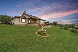 328 E Distant View Dr, Fredericksburg, TX 78624 - Photo 31