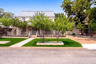 204 N Acorn St, Fredericksburg, TX 78624 - Photo 53