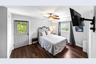 204 N Acorn St, Fredericksburg, TX 78624 - Photo 29