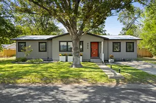 904 N Orange St, Fredericksburg, TX 78624 - Photo 35