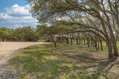 222 Spanish Oak Trail, Harper, TX 78631 - Photo 31