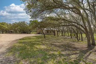 222 Spanish Oak Trail, Harper, TX 78631 - Photo 31