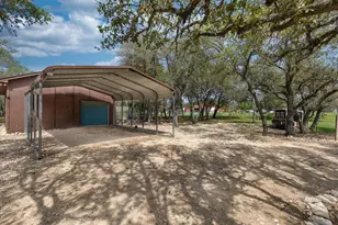 222 Spanish Oak Trail, Harper, TX 78631 - Photo 37