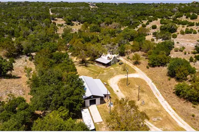 190 Enchanted Valley Dr, Kerrville, TX 78028 - Photo 1