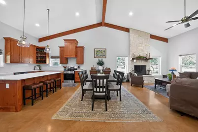 785 Legacy Oaks Dr, Harper, TX 78631 - Photo 15
