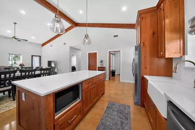 785 Legacy Oaks Dr, Harper, TX 78631 - Photo 11