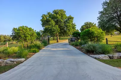 279 Achtzehn Rd, Fredericksburg, TX 78624 - Photo 117