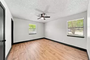 407 Peterson Dr, Kerrville, TX 78028 - Photo 17