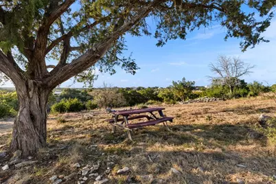 103 Bluffview Circle, Kerrville, TX 78028 - Photo 57