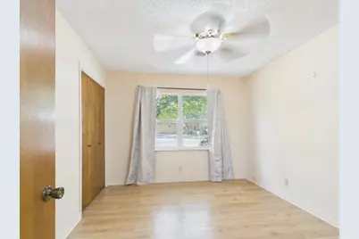 607 S Columbus, Fredericksburg, TX 78624 - Photo 9