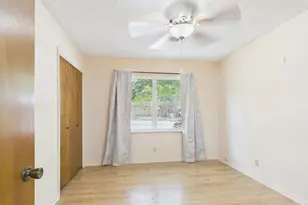 607 S Columbus, Fredericksburg, TX 78624 - Photo 9