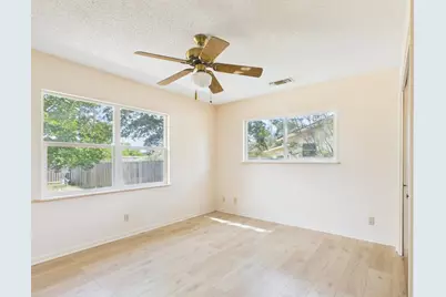 607 S Columbus, Fredericksburg, TX 78624 - Photo 13