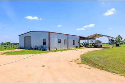 647 Eckert Rd, Fredericksburg, TX 78624 - Photo 21