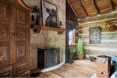 401 S Clear Creek Rd, Fredericksburg, TX 78624 - Photo 17