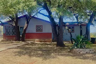 700 Ettie St, Fredericksburg, TX 78624 - Photo 1