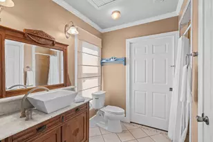 411 W Travis St, Fredericksburg, TX 78624 - Photo 21