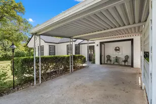 411 W Travis St, Fredericksburg, TX 78624 - Photo 29