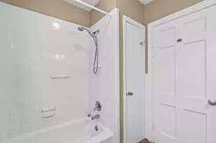 411 W Travis St, Fredericksburg, TX 78624 - Photo 17