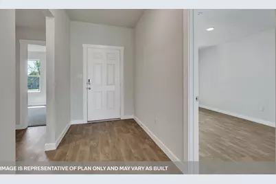 183 E Teal St, Fredericksburg, TX 78624 - Photo 3