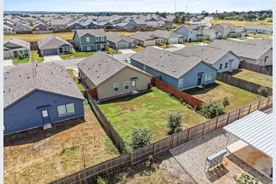 121 Aidan Trl, Fredericksburg, TX 78624 - Photo 33