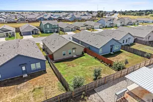 121 Aidan Trl, Fredericksburg, TX 78624 - Photo 33