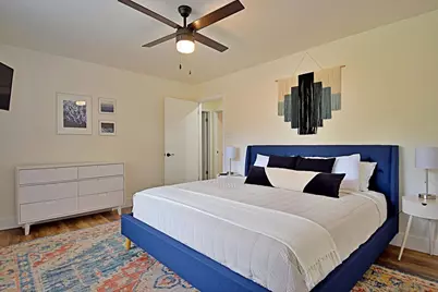1009 Avenue D, Fredericksburg, TX 78624 - Photo 15