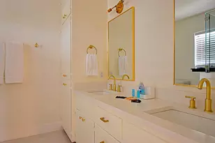 1009 Ave D, Fredericksburg, TX 78624 - Photo 13