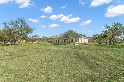 20400 Fm 2093, Fredericksburg, TX 78631 - Photo 3