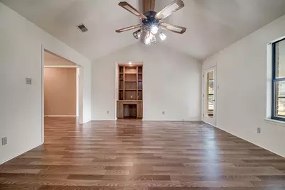 208 Edgewood Dr, Fredericksburg, TX 78624 - Photo 23
