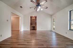 208 Edgewood Dr, Fredericksburg, TX 78624 - Photo 23