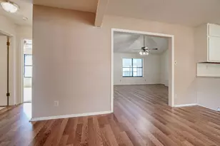 208 Edgewood Dr, Fredericksburg, TX 78624 - Photo 7