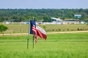 647 Eckert Rd, Fredericksburg, TX 78624 - Photo 17
