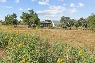3212 Pfiester Rd, Fredericksburg, TX 78624 - Photo 67