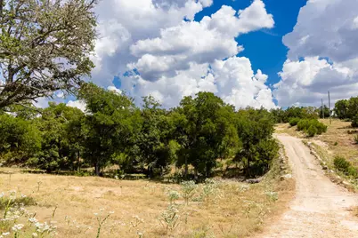 482 Tonkawa Trail, Fredericksburg, TX 78624 - Photo 9