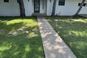 109 Glenwood Dr, Fredericksburg, TX 78624 - Photo 5